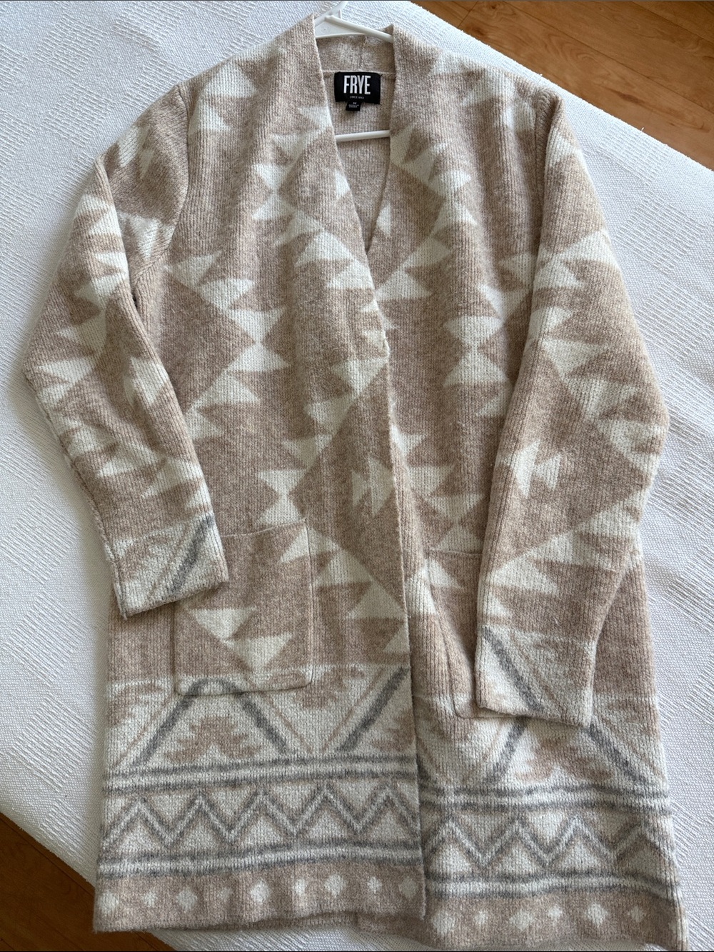 FRYE Women's Beige and Cream Geometric Open Cardigan